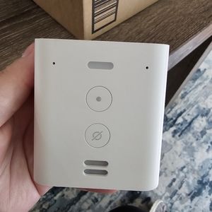 Amazon Echo Flex - Sadly discontinued